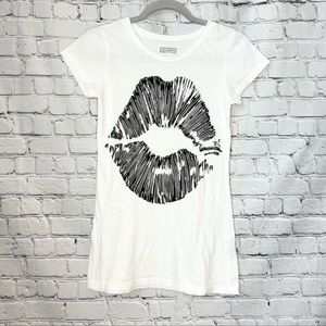 Lauren Moshi white kiss lips graphic longline t-shirt small